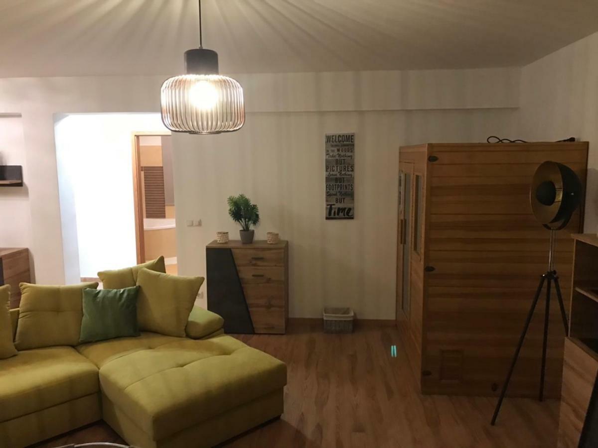Diamond House Lägenhet Hajdúszoboszló Exteriör bild